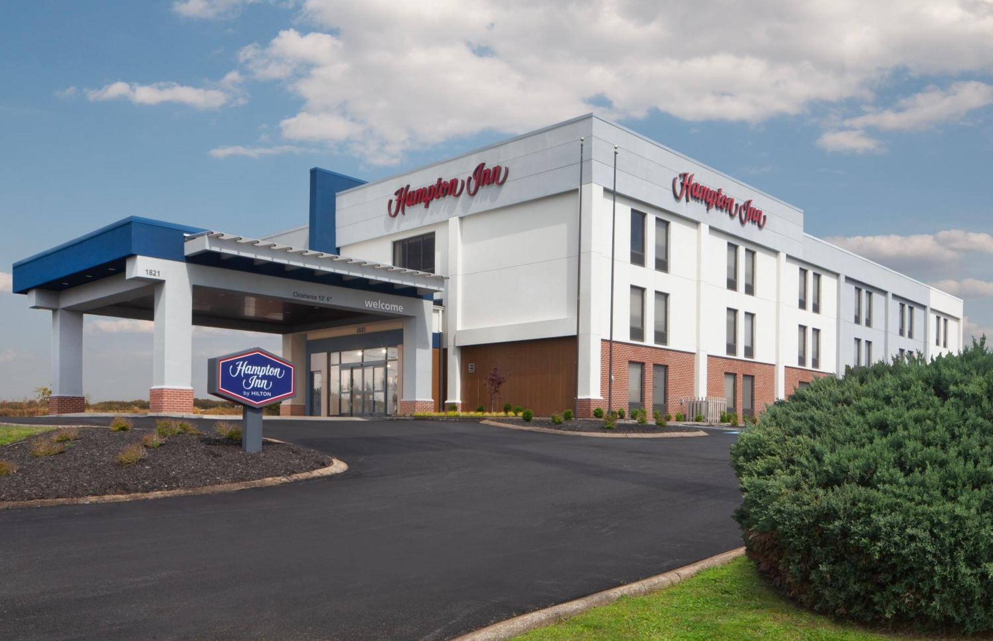 Hampton Inn Athens Bagian luar foto